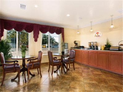 Americas Best Value Inn Hanford Restaurante foto